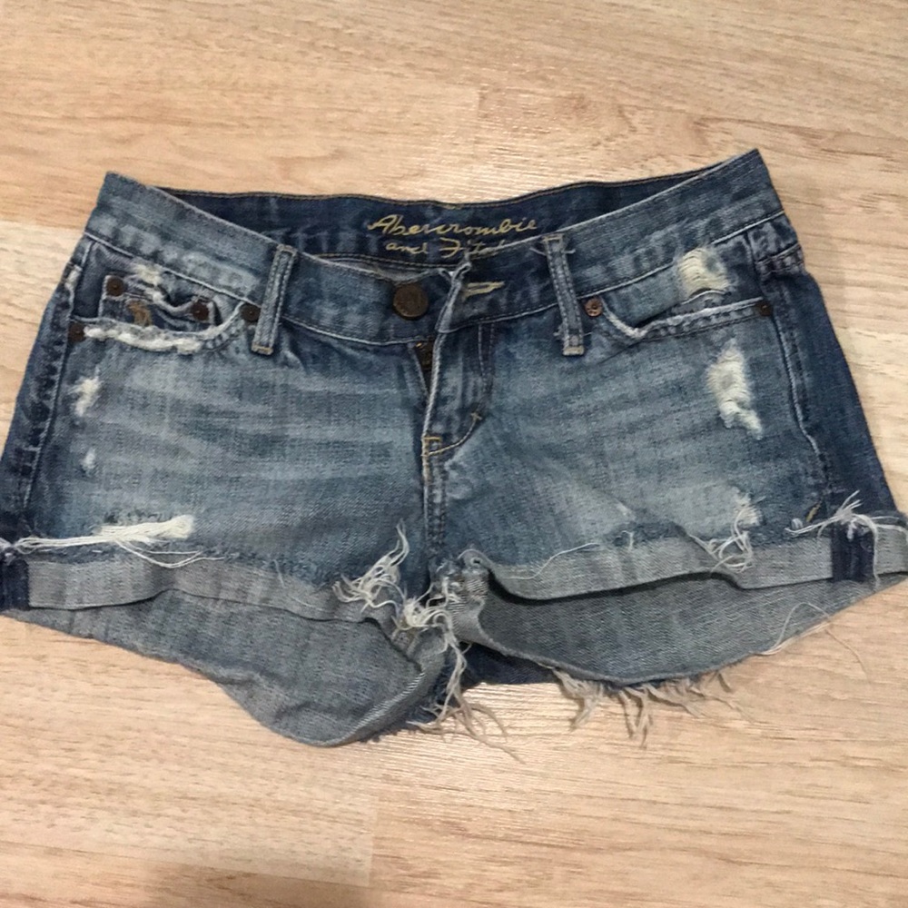Abercrombie and Fitch short Size 0